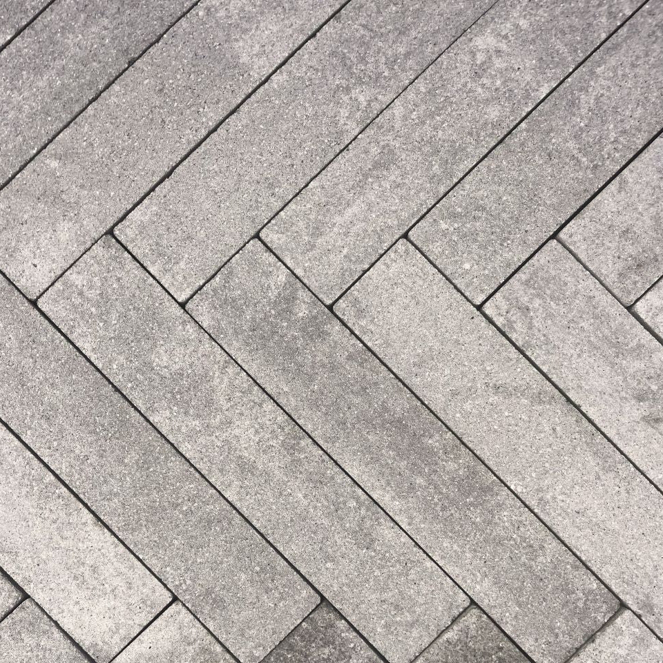 Betonklinker Nuance Light Grey 40x8x8cm (per laag)